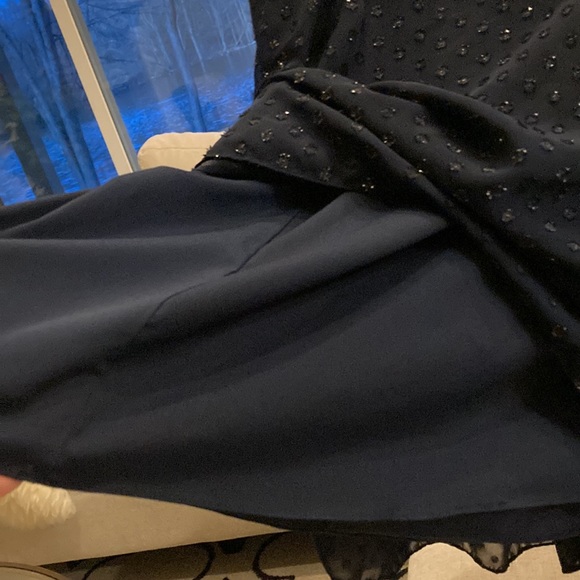 Sparkly navy blue skirt - Picture 3 of 10